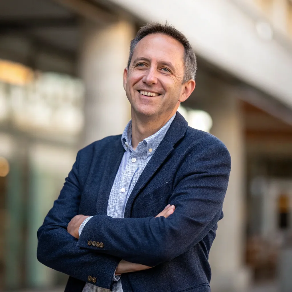 Portrait of Mark Smith